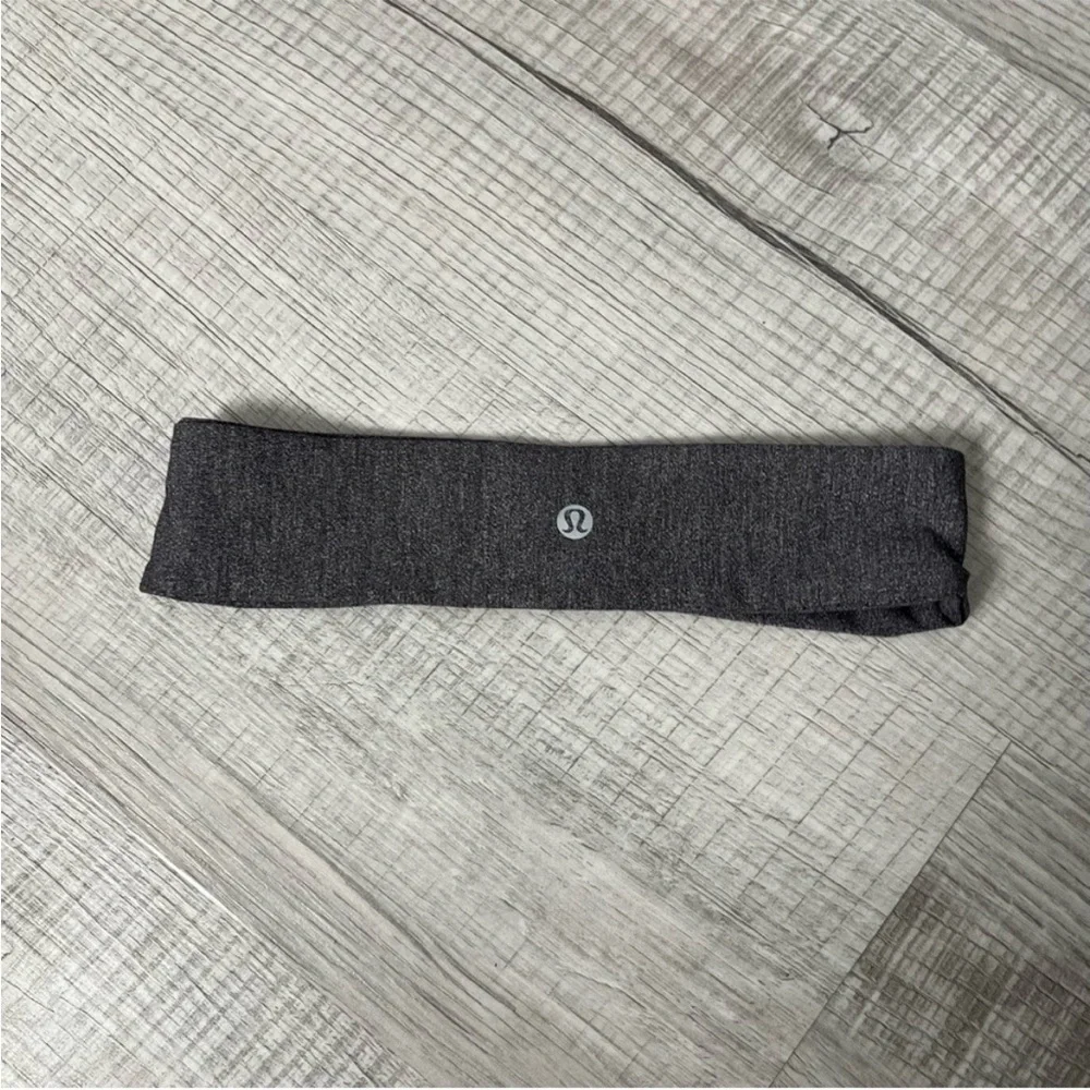 LULULEMON Fly Away Tamer Headband Gray One Size